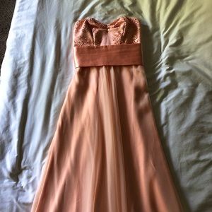 Custom Made Peach Bridesmaid/Wedding/Special Event dress - Size 4